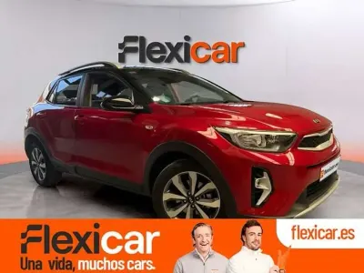 Usado Kia Stonic 101 CV (74 kW) 2021 Rojo SUV