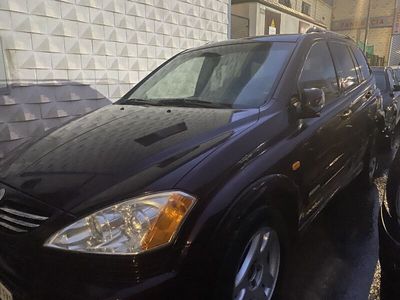 Usado Ssangyong (KGM) Kyron Limited 141 CV (103 kW) 2006 Marrón SUV