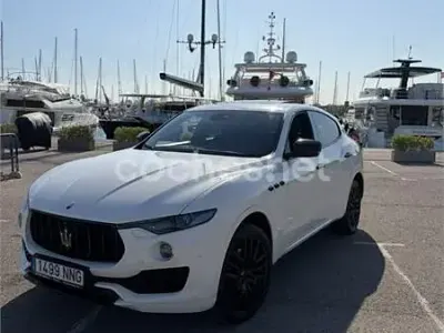 Usado Maserati Levante 275 CV (202 kW) 2017 Blanco SUV