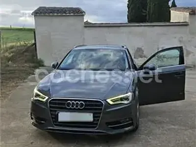 Usado Audi A3 Attraction 150 CV (110 kW) 2013 Gris / plata Berlina