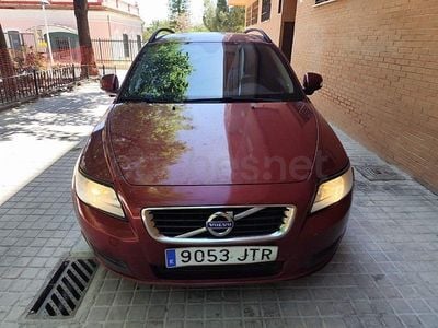 Usado Volvo V50 Business Edition 115 CV (84 kW) 2012 Granate Familiar