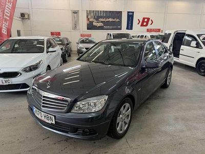 Usado Mercedes C200 136 CV (100 kW) 2011 Gris Berlina