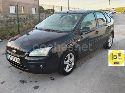 Begagnad Ford Focus Trend 116 HK (85 kW) 2007 Svart Sedan