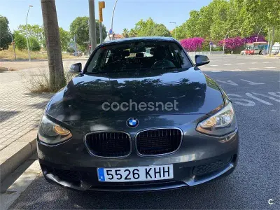 Usado BMW 114 Sport Line 102 CV (75 kW) 2012 Gris / plata Utilitario
