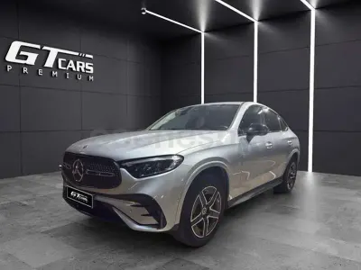 Usado Mercedes GLC300e 313 CV (230 kW) 2024 Gris / plata Coupe