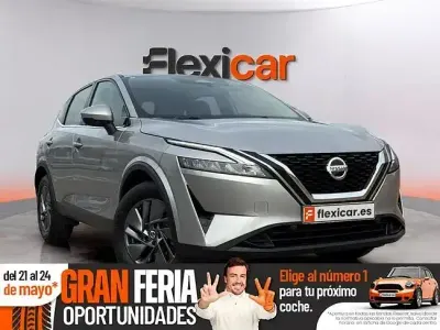 Begagnad Nissan Qashqai Acenta 140 HK (102 kW) 2021 Grå SUV