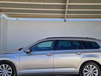 Gris Usado 2017 VW Passat Familiar | 10.498 € (Un poco caro)
