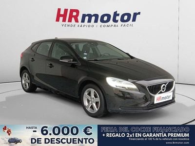 Negro Usado 2016 Volvo V40 Momentum Berlina | 14.890 € (Buen precio)