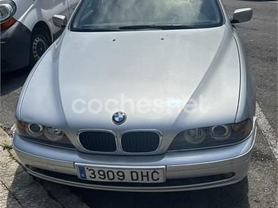 BMW 525