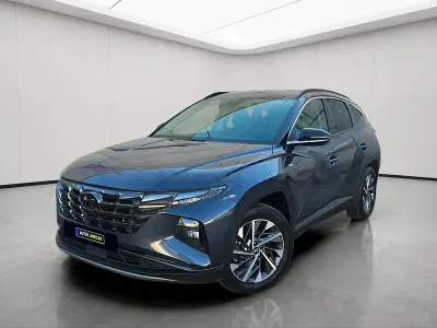 Usado Hyundai Tucson 150 CV (110 kW) 2022 Gris / plata SUV