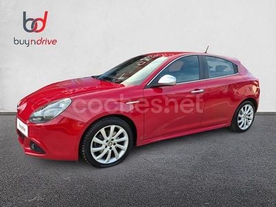 Usado Alfa Romeo Giulietta 170 CV (125 kW) 2011 Rojo Utilitario