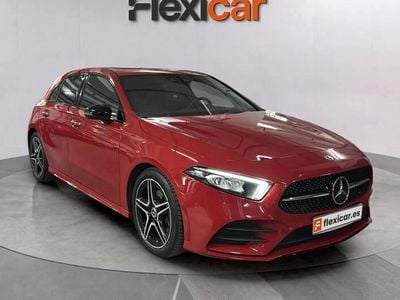 Usado Mercedes A180 110 CV (80 kW) 2018 Rojo Berlina