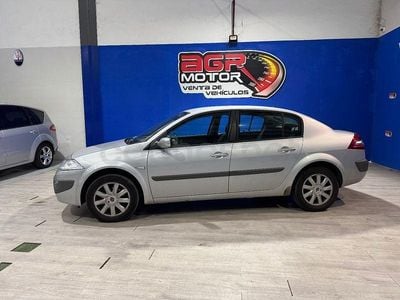 Gris / plata Usado 2007 Renault Mégane II Dynamique Berlina | 4999 € (Precio justo)