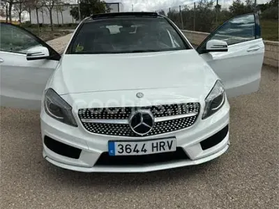 Usado Mercedes A180 AMG 109 CV (80 kW) 2013 Blanco Utilitario