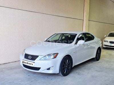 Lexus IS220d