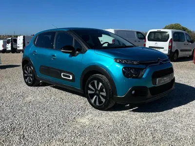 Usado Citroën C3 Shine 102 CV (75 kW) 2023 Azul Utilitario