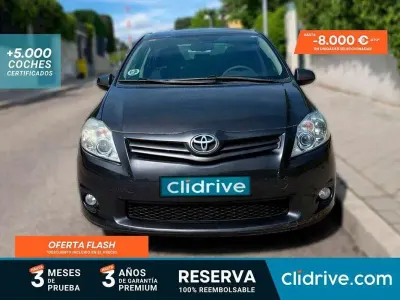 Brugt Toyota Auris Active 90 HK (66 kW) 2010 Grå Hatchback