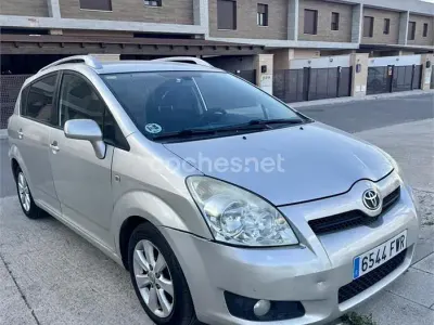 Usado Toyota Corolla Verso Sol 136 CV (100 kW) 2007 Gris / plata Monovolumen