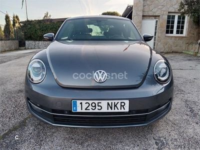 Begagnad VW Beetle Design 105 HK (77 kW) 2013 Grå Halvkombi