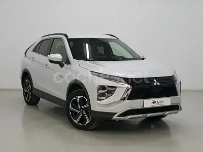 Usado Mitsubishi Eclipse Cross 188 CV (138 kW) 2024 Blanco SUV