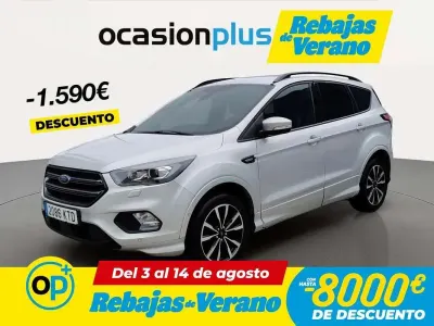 Usado Ford Kuga ST-Line 120 CV (88 kW) 2019 Gris SUV