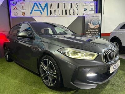 Usado BMW 118 M Sport 150 CV (110 kW) 2022 Gris / plata Utilitario