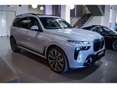 Usado BMW X7 Comfort Edition 352 CV (258 kW) 2025 Azul SUV