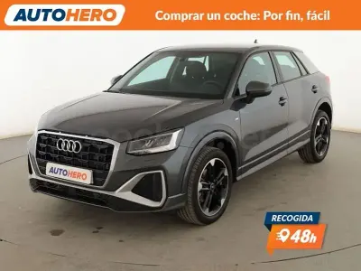 Usado Audi Q2 S-Line 116 CV (85 kW) 2023 Gris / plata SUV