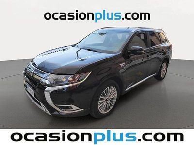 Negro Usado 2020 Mitsubishi Outlander SUV | 21.810 €