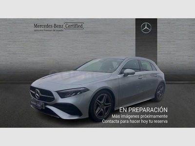 Usado Mercedes A180 136 CV (100 kW) 2025 Gris / plata Berlina