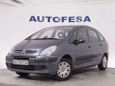 Usado Citroën Xsara Picasso 90 CV (66 kW) 2009 Gris Monovolumen