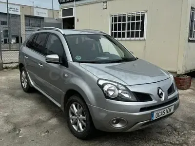 Usado Renault Koleos Dynamique 150 CV (110 kW) 2009 Gris / plata SUV