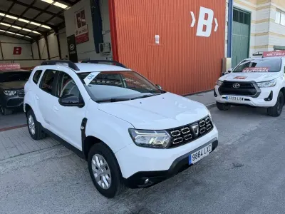 Usado Dacia Duster Essentiel 116 CV (85 kW) 2022 Beige SUV