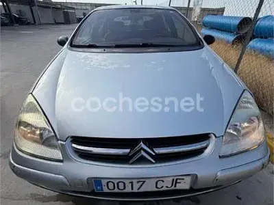 Usado Citroën C5 110 CV (80 kW) 2003 Gris / plata Berlina