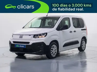 Usado Fiat Doblò 102 CV (75 kW) 2025 Blanco Monovolumen
