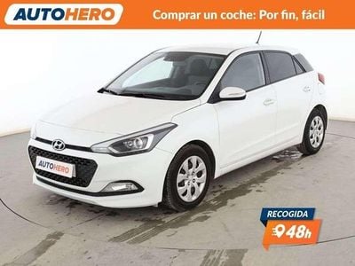 Usado Hyundai i20 84 CV (61 kW) 2016 Blanco Utilitario