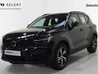 Nuevo Volvo XC40 Plus 2026 Negro SUV