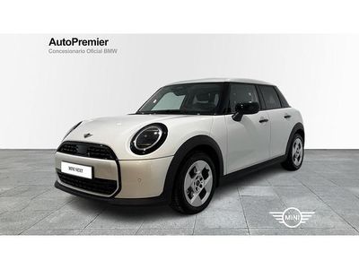 Blanco Usado 2024 Mini Cooper Essential Utilitario | 29.800 €