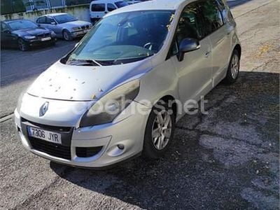 Usado Renault Scénic III 110 CV (80 kW) 2011 Gris / plata Monovolumen