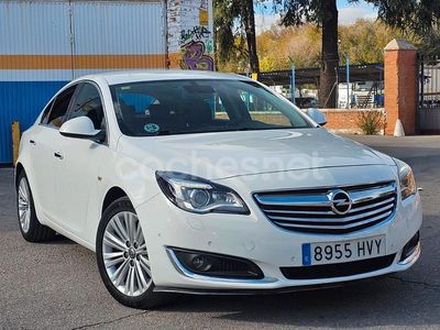 Blanco Usado 2014 Opel Insignia Excellence Berlina | 5995 € (Precio justo)