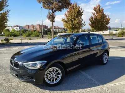 Begagnad BMW 118 Comfort Edition 136 HK (100 kW) 2014 Svart Halvkombi