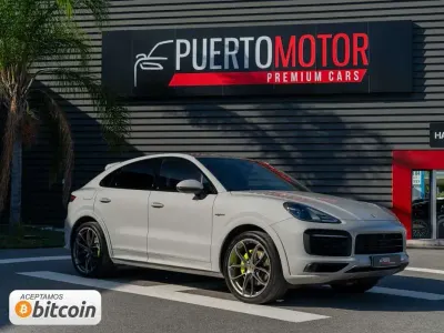 Usado Porsche Cayenne 462 CV (339 kW) 2021 Gris SUV