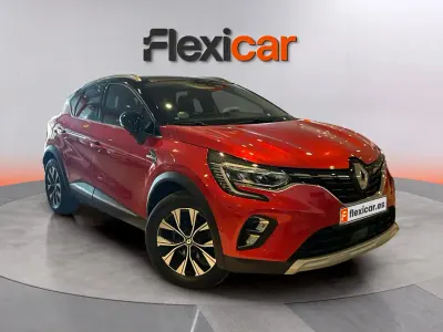 Usado Renault Captur Techno 91 CV (66 kW) 2024 Granate SUV