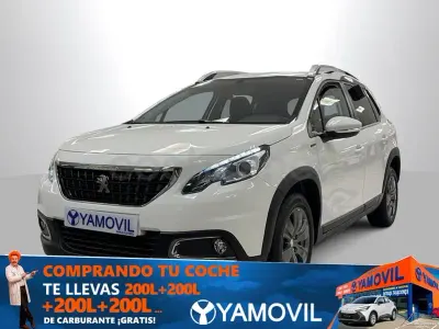 Usado Peugeot 2008 Signature Sky 110 CV (80 kW) 2019 Blanco SUV
