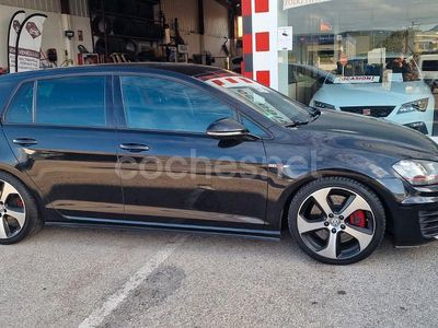 Usado VW Golf VII GTI 220 CV (161 kW) 2016 Negro Berlina