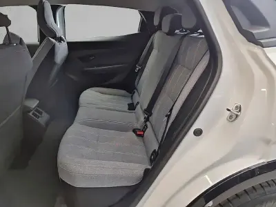 Usado Renault Mégane IV Equilibre 95 kW (130 CV) 2022 Blanco Berlina