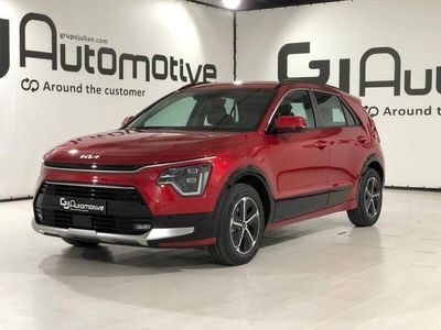 Rojo Nuevo 2025 Kia Niro SUV | 37.560 €