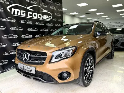 Usado Mercedes GLA200 136 CV (100 kW) 2019 Marrón SUV