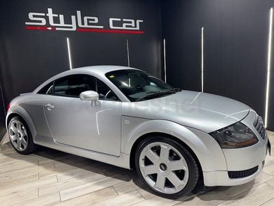 Usado Audi TT 225 CV (165 kW) 2000 Gris / plata Coupe