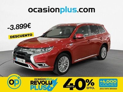 Usado Mitsubishi Outlander P-HEV 224 CV (164 kW) 2019 Rojo SUV